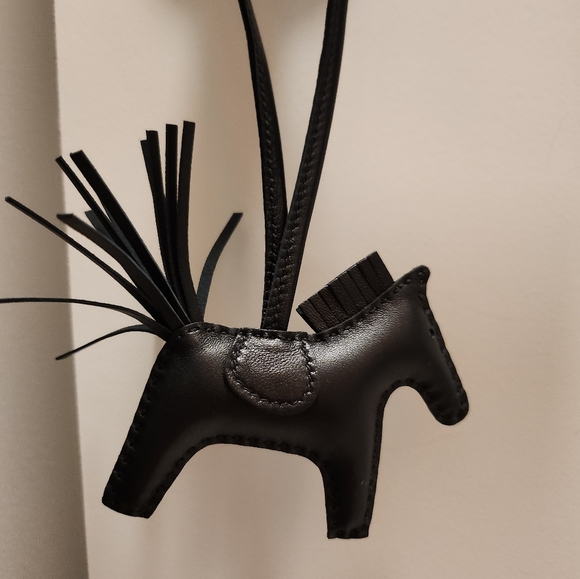 [SOLD] Milo lambskin PM So black rodeo - Picture 3 of 5